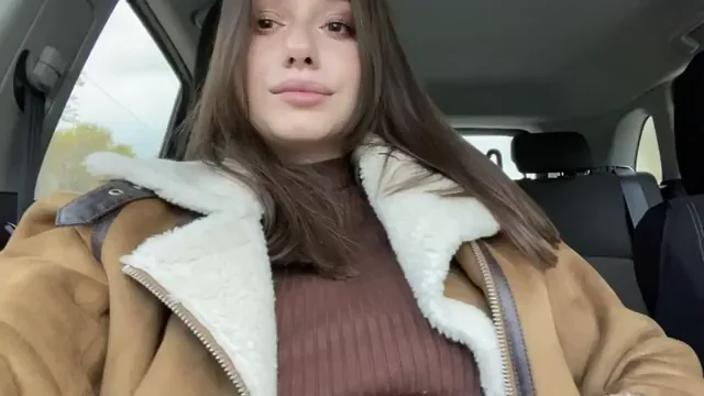 will you suck my titties while you pumping warm cum inside of me?? 🤤ª