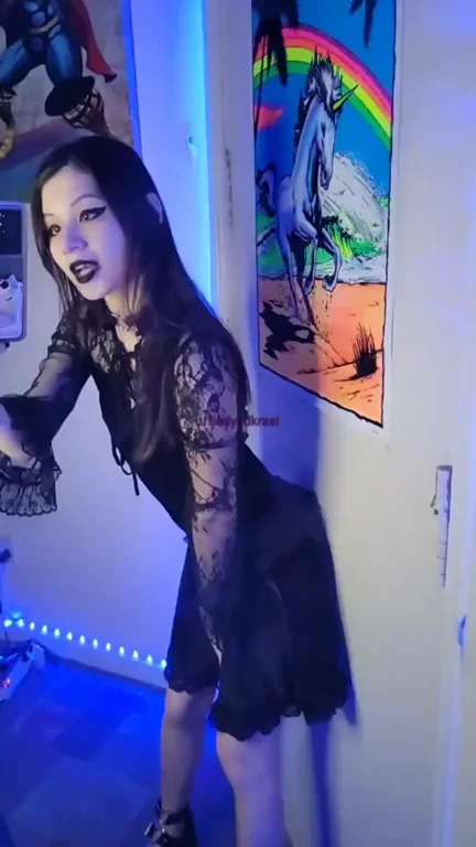 Goth Wednesday Addams Slut Tease 💋🖤