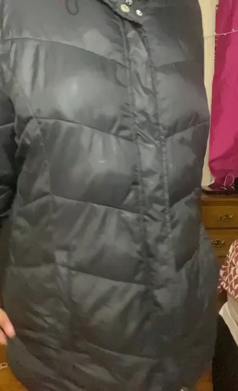 🥶 Chilly Day? Ebony Babe's Puffy Coat Tease Warms Your Cock Up! 🔥