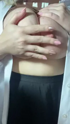 Need your tongue on my sexy tits😁›
