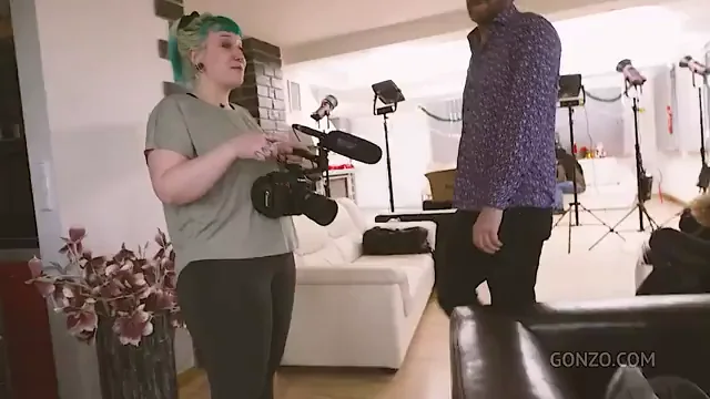 Camerawoman Joins the Fuck Fest 🍆💦🔥