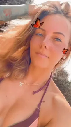 Just wanted to say hi 😁‹