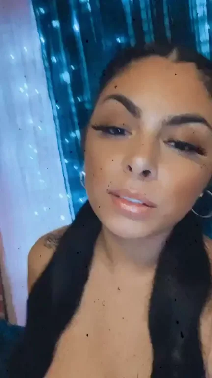 so here's my tits ????