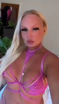 MILF's Juicy Tits or Phat Ass? Pick Your Poison 😈🍑💦