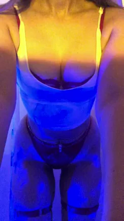 My ex never liked my big tits, you enjoy them? (OC)