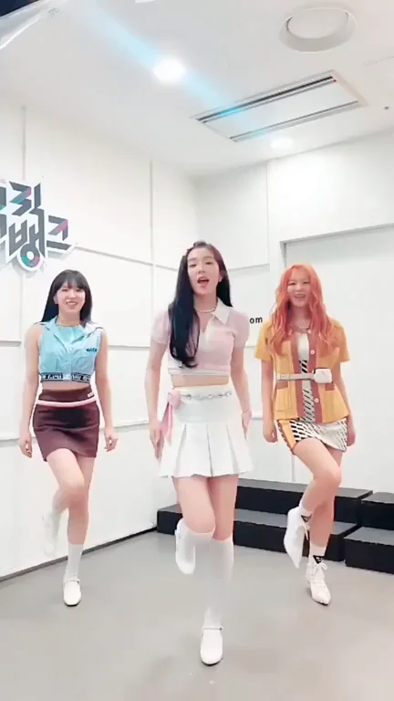 Red Velvet - Irene, Seulgi, Wendy