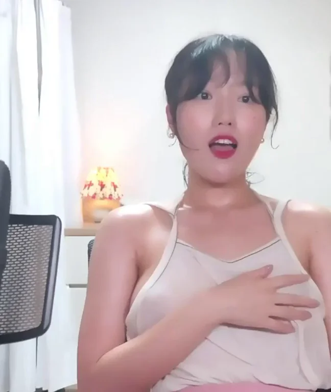 Wet See-Through Tease 💦🔥 Korean Babe's Perky Nipples Poppin'