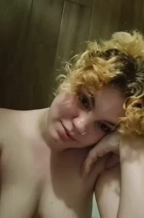 Gotta tease daddy before the day starts 😈