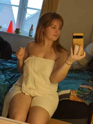 The hottest milf tease I have ever seen.