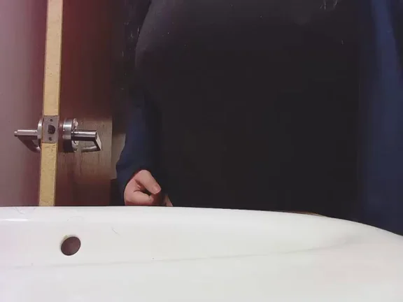 MILF Teases Her Juicy Hips from a Fresh Angle (36)