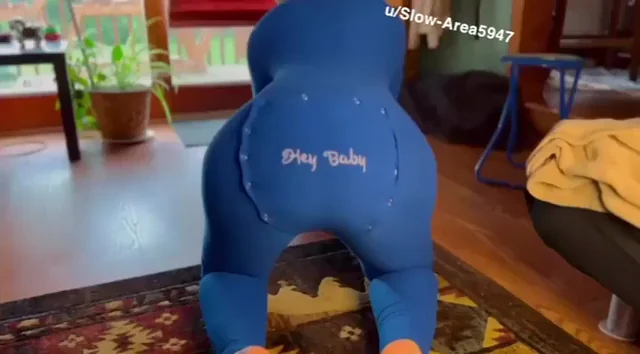 wanna bury your face in my ass ? 😁