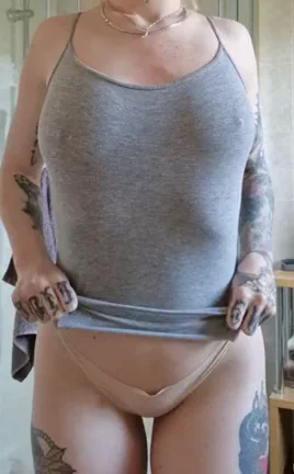 Snapchat Slut's Tease: Gray Tank Titties & Thong Cameltoe 😈