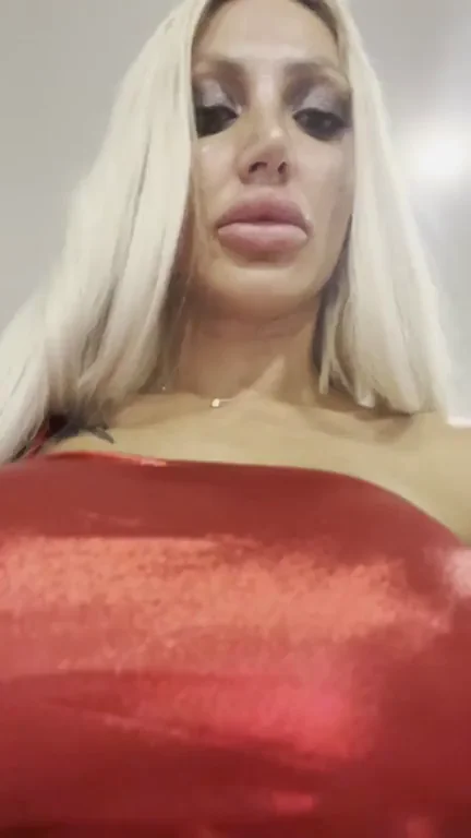 On my way to sit on your face!