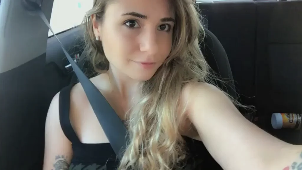 Xmas Dinner Dress Tease? Check My Slutty Flash in the Car! 🎄🔥