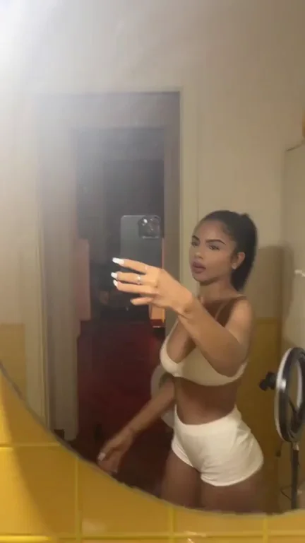 Morning Boobies Tease! 🍈🍈 [GIF]
