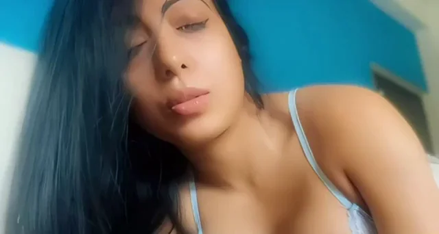 SQUUEEZE D MILK OUT OF MILKYBABES bbubbledouble https://onlyfans.com/raunchy_couple