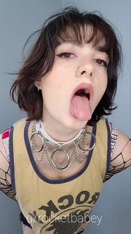 🔥 RocketBaby's Big Tit Strip Tease Slut Show 💋