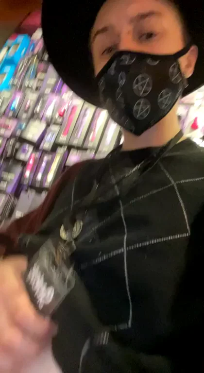 Your favorite sales associate ?? [NB]
