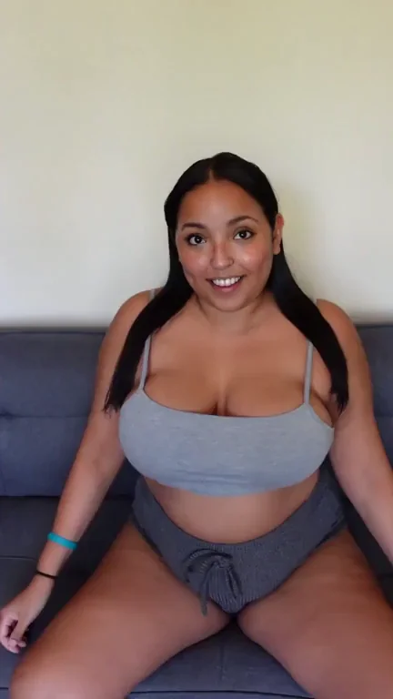 Chubby Latina's Massive Tits Bounce Temptation: Face-Smother Special?