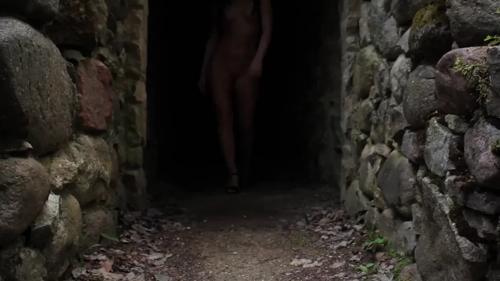 🔥 Slutty Exhibitionist Flashes Naked Body in Stone Ruins 😈👠