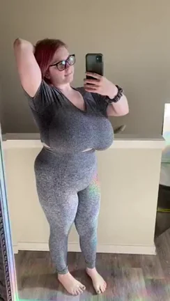 Big Tits vs Huge Melons 😍🍈🍈