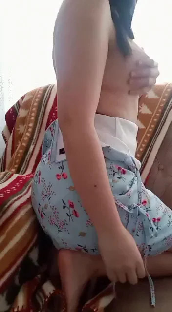 I can ride it and slide on it, what do you prefer? [f]