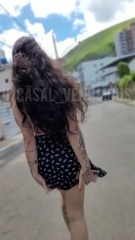 ImgurShowing my asshole in the middle of the street