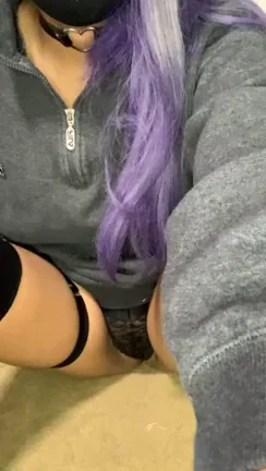 Purple-Haired Slut Spreads Thicc Ass: React to My Nudes, Daddy