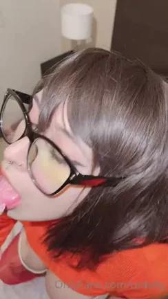 Such a slutty girl