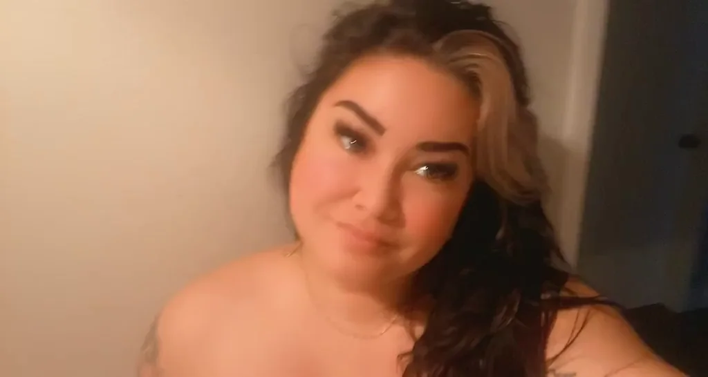 Would you cum on my face or on my tits