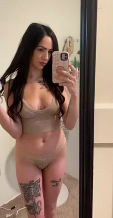 Let me be your little tattooed slutðŸ¥°