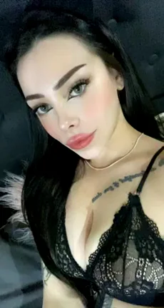 Co-Worker Fuckdoll Tease: Would You Pound This Slutty MILF?
