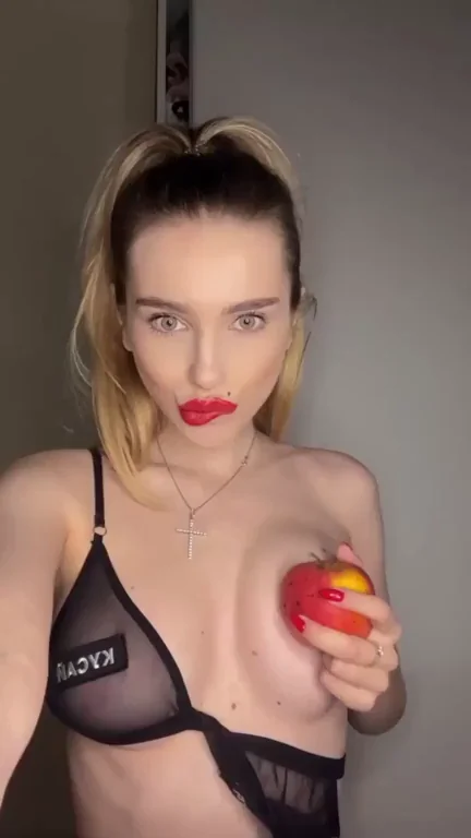 Red Lipstick Slut Teases Cock with Apple Suck 😘🍆💋