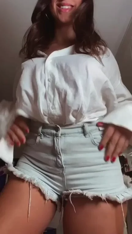 😍 Arab Teen's Massive Fake Tits Make You Cum? 💦