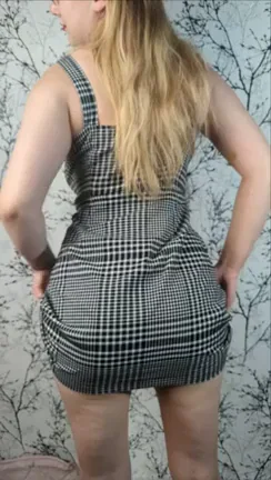 Every upvote is a slap to my ass 😁˜