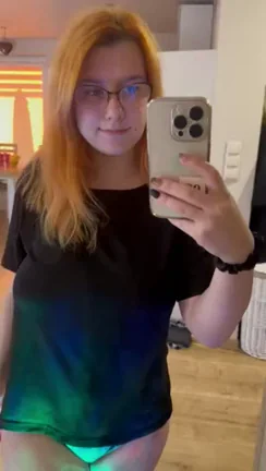 Ginger boobieees! 😁˜
