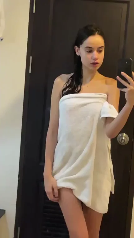 If only one Redditor likes my tiny tits I will be happy!