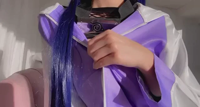 Hentai Slut's Massive Surprise Boobs Reveal 😍🍈🍈