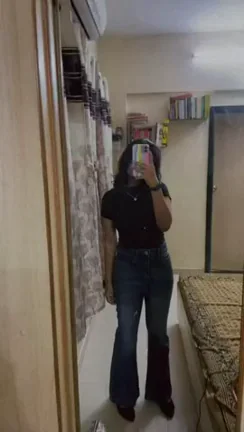 Hips That Hypnotize and Don't Lie
