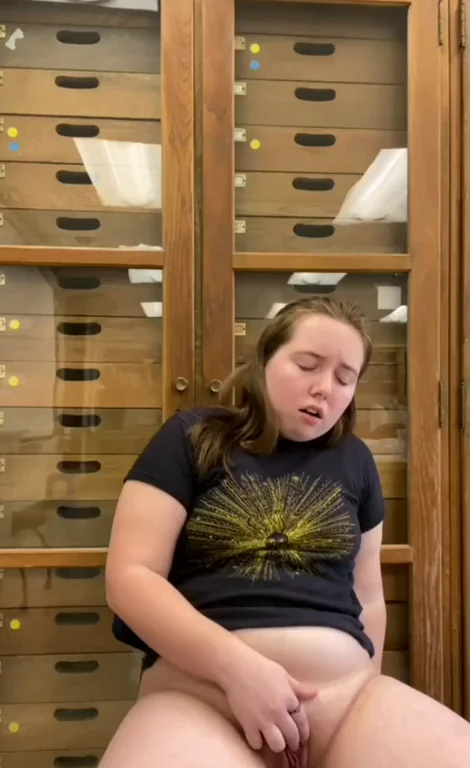 Professor Ghosted My Pussy in Lab, So I Finger Fucked Myself 😈💦