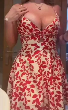 Thick White Babe's Nip-Slip Date Night Dress Tease 😈🍒