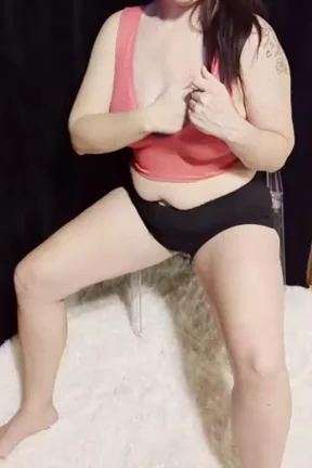would you consider 36dds huge?