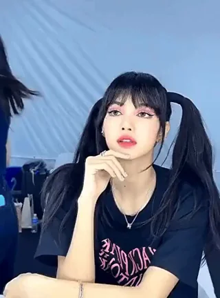 Blackpink - Lisa