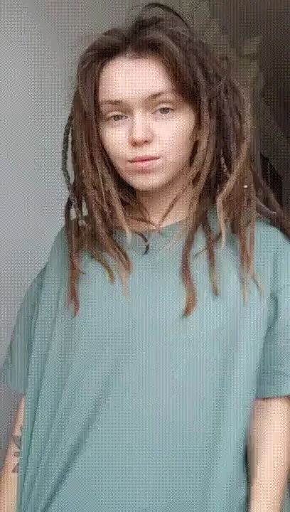 I want to place my boobs on someone face