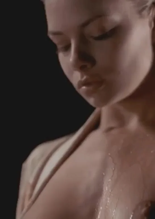 Jaime Pressly's Oily Tits Tease in Sheer Top