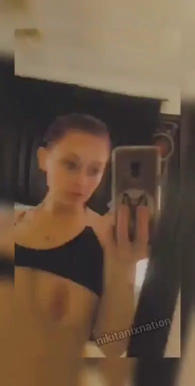 Short-Haired Pixie Teases Tiny Tits in Steamy Mirror Selfie
