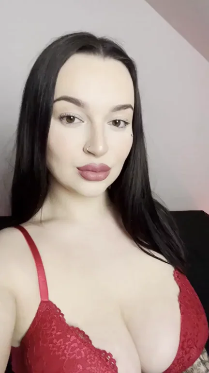I love how jiggly they are in this vid