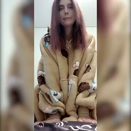 There's room enough for two in hoodie 😁‰