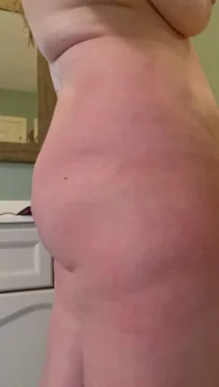 🔥 Saturday Vibes: Thick Hot Mom's Juicy Dimple Ass Tease 💦