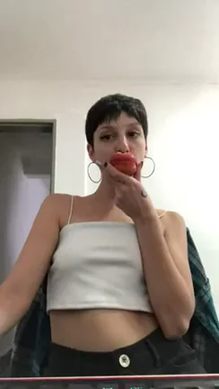 I have started to eat healthy, but my thoughts are naughty.